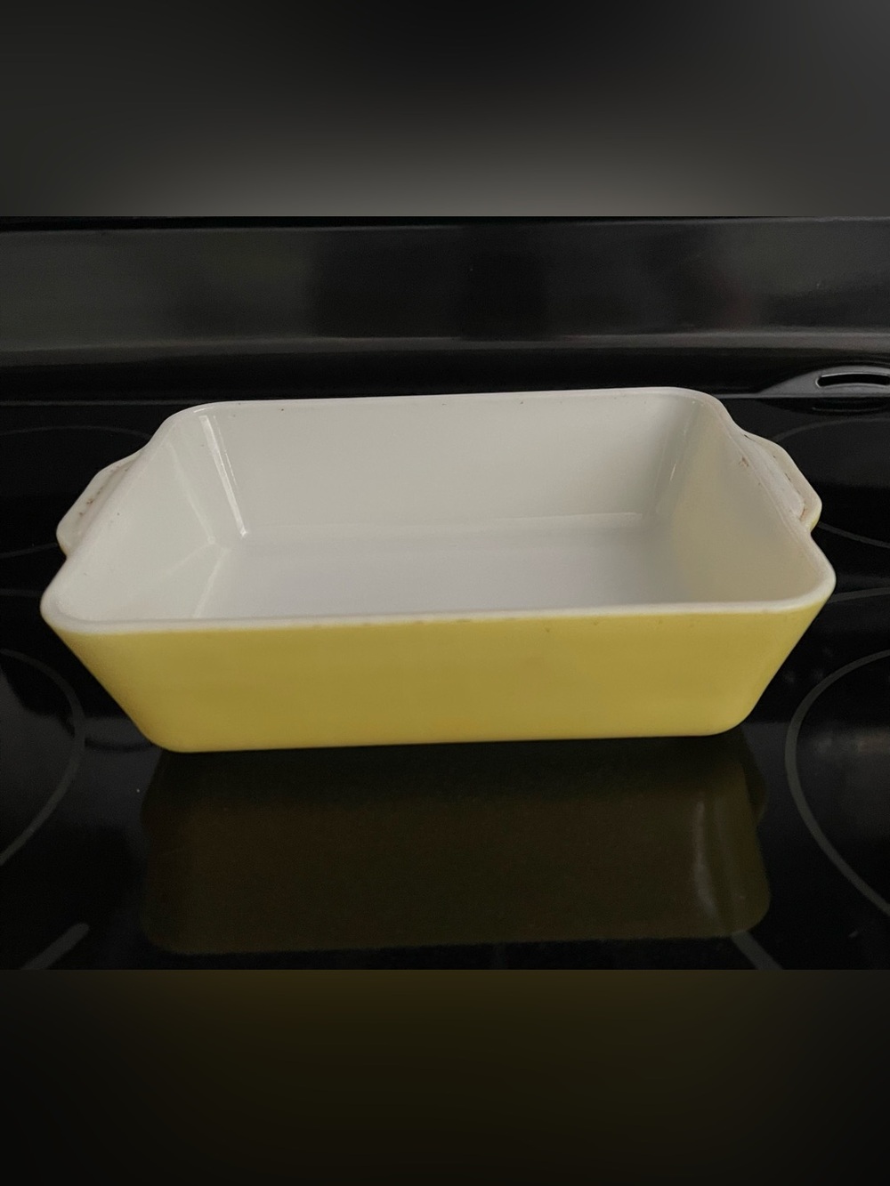 Vintage Pyrex Yellow White Refrigerator Dish